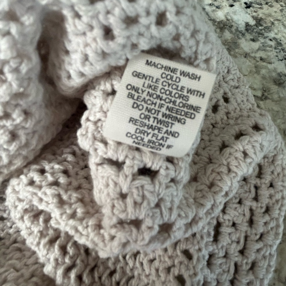 NWT Jessica Simpson Crochet Knit Cream Beige Boho Tank Flower Detail Size XS - Picture 7 of 9